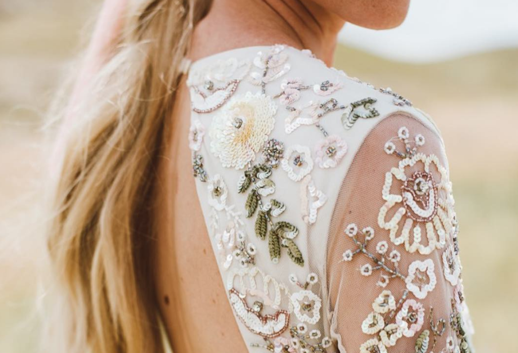 Vestidos de novia bordados y aplicaciones de lujo: más top | Melissa Lara